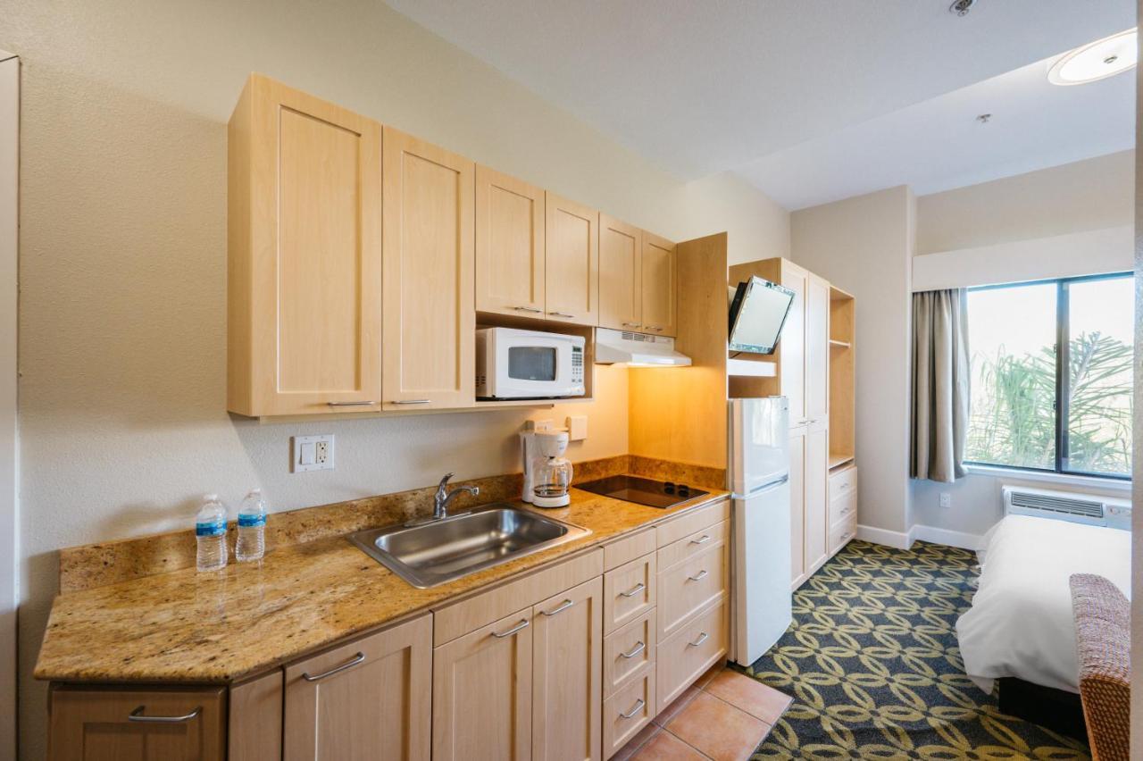Studios Inn Apart-hotel 3*