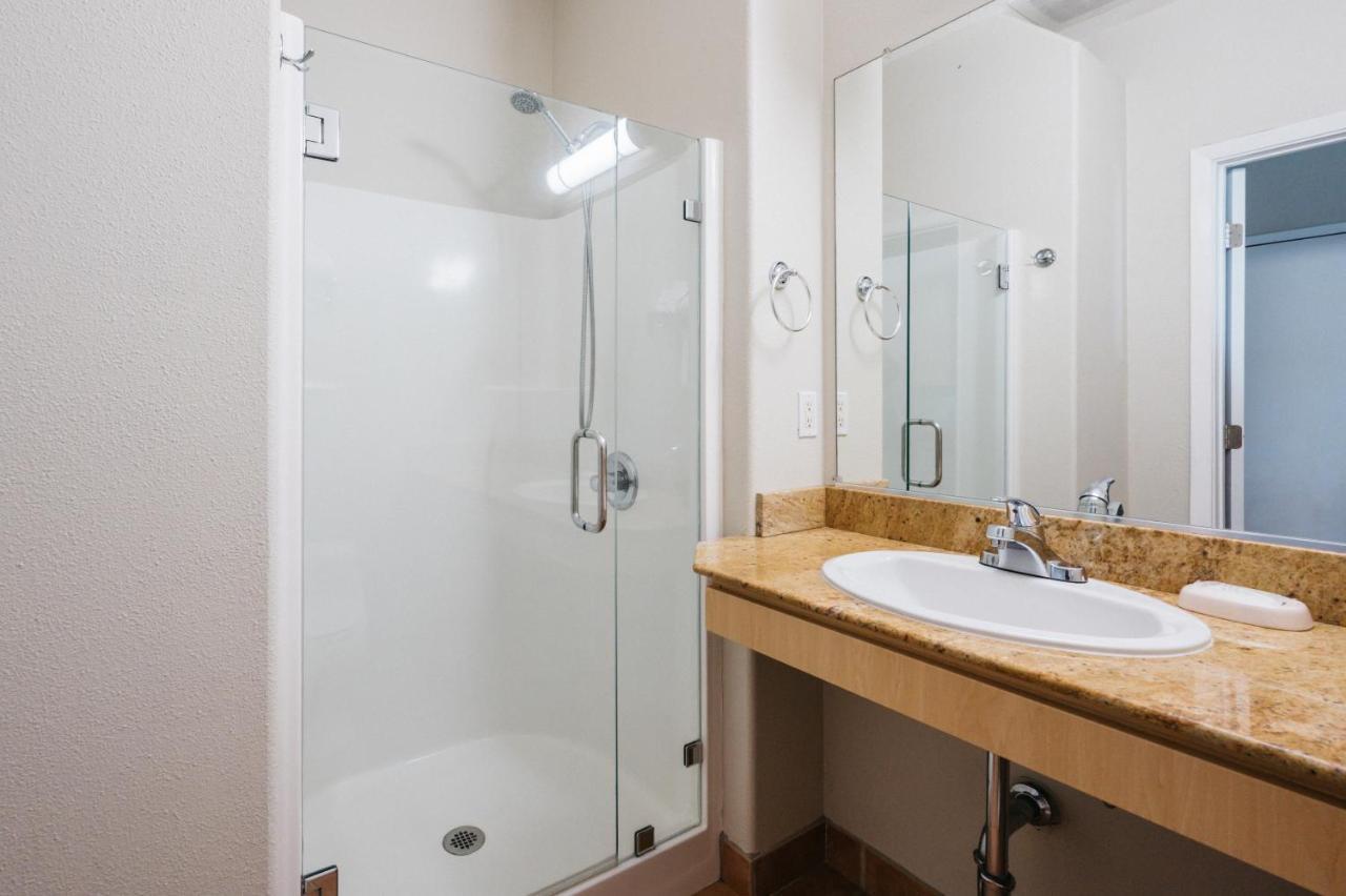 Studios Inn Apart-hotel 3*