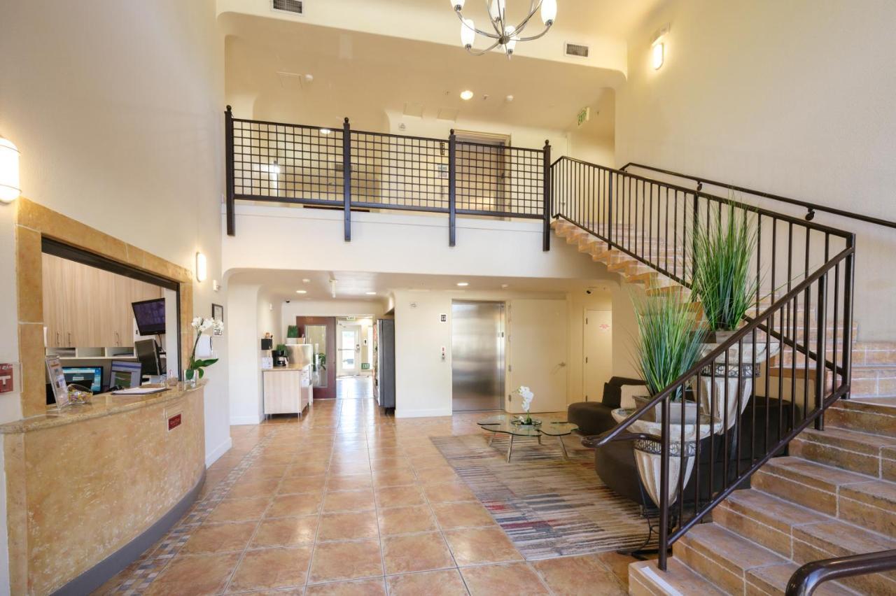 Studios Inn Apart-hotel 3*