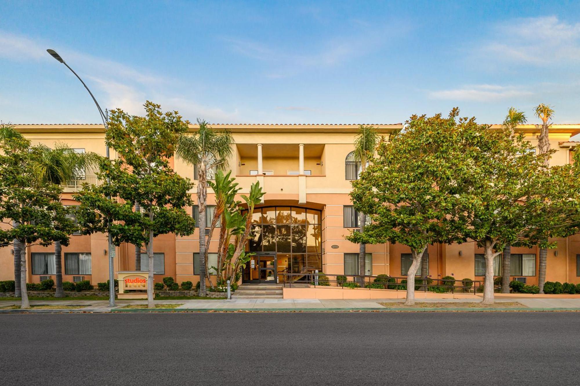Studios Inn Apart-hotel 3*